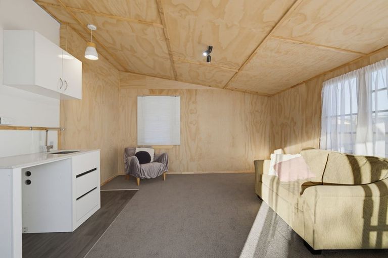 Photo of property in 23 Porritt Place, Waipukurau, 4200