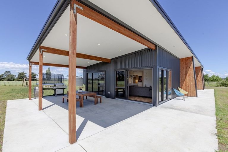 Photo of property in 100 Aorangi Road, Maraekakaho, Hastings, 4171