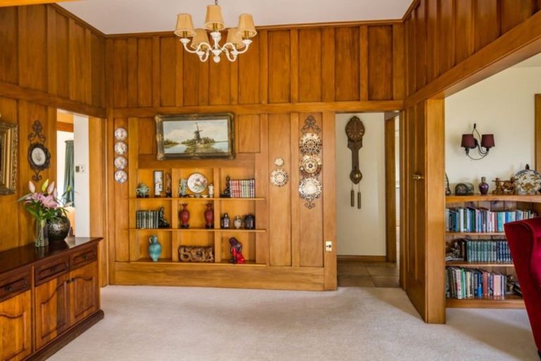 Photo of property in 36 Moana Road, Days Bay, Lower Hutt, 5013