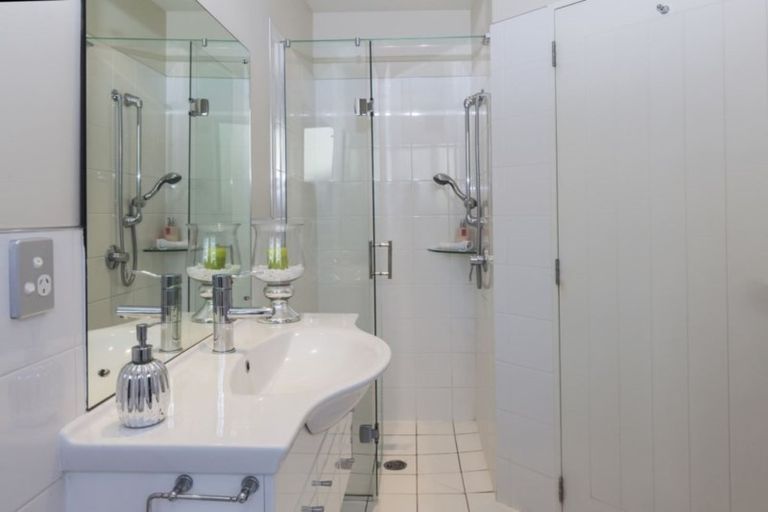 Photo of property in 4 Ryeland Avenue, Ilam, Christchurch, 8041