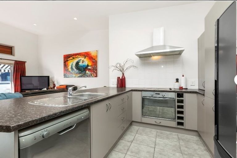 Photo of property in 40f Miro Street, Mount Maunganui, 3116