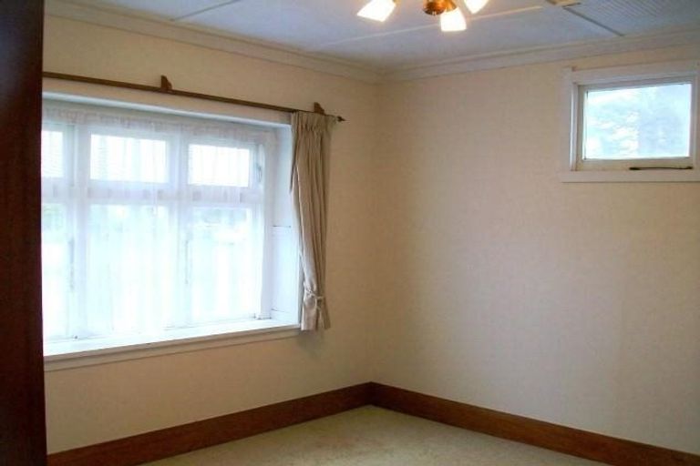 Photo of property in 142 Seddon Street, Patutahi, Gisborne, 4072