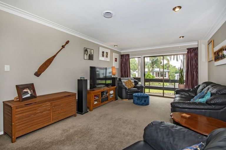 Photo of property in 23 Rurumoki Street, Regent, Whangarei, 0112