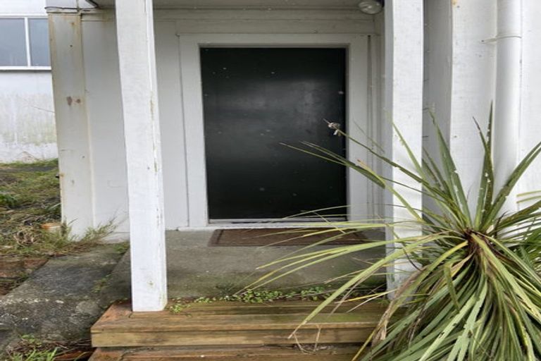 Photo of property in 9 Lerwick Terrace, Melrose, Wellington, 6023