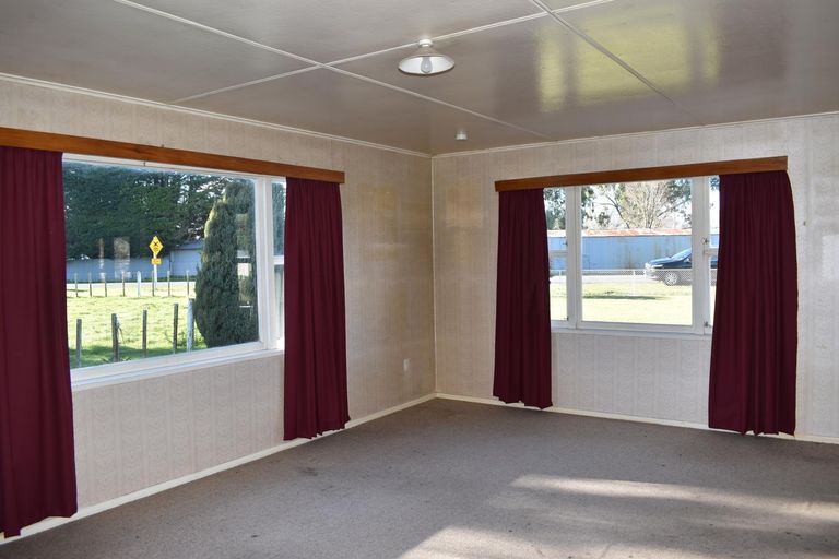 Photo of property in 37 Chester Road, Clareville, Carterton, 5791