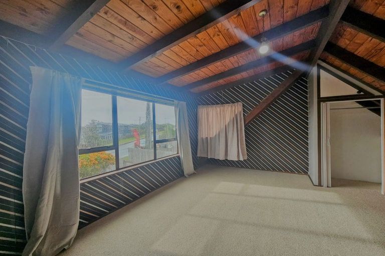 Photo of property in 11 Vipond Road, Stanmore Bay, Whangaparaoa, 0932