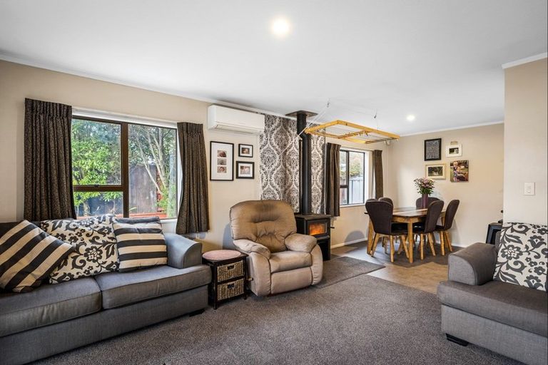 Photo of property in 32a Shanly Street, Brown Owl, Upper Hutt, 5018