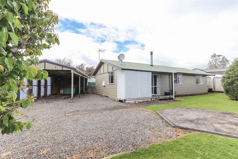 Photo of property in 13 Tawari Street, Inglewood, 4330