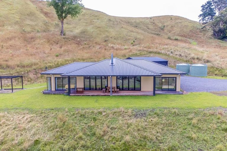 Photo of property in 191b Maharakeke Road, Waipukurau, 4281