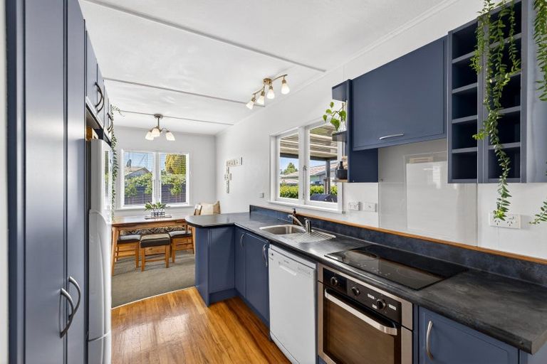 Photo of property in 103 Warwick Road, Mayfair, Hastings, 4122