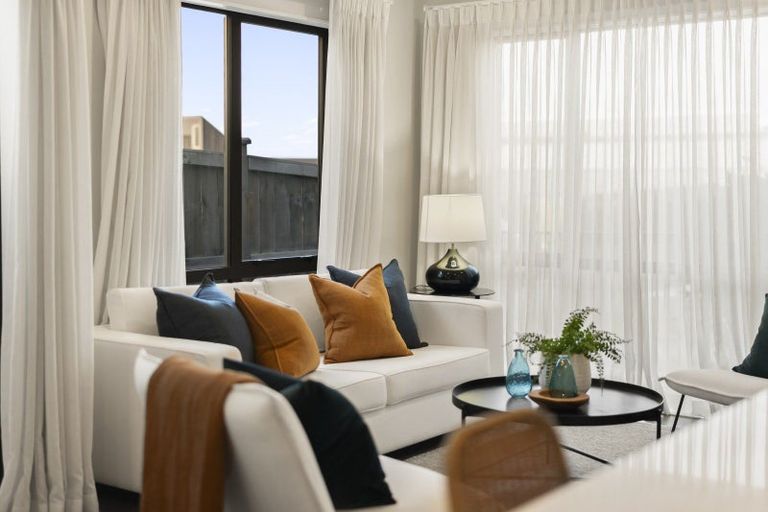Photo of property in 144 Hobsonville Road, Hobsonville, Auckland, 0618