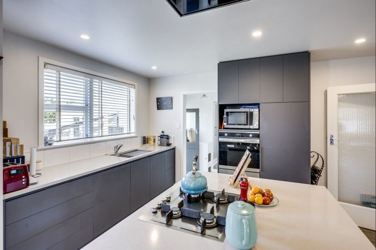 Photo of property in 32 Morse Street, Marewa, Napier, 4110