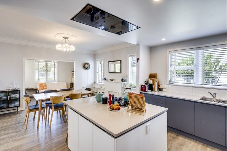 Photo of property in 32 Morse Street, Marewa, Napier, 4110