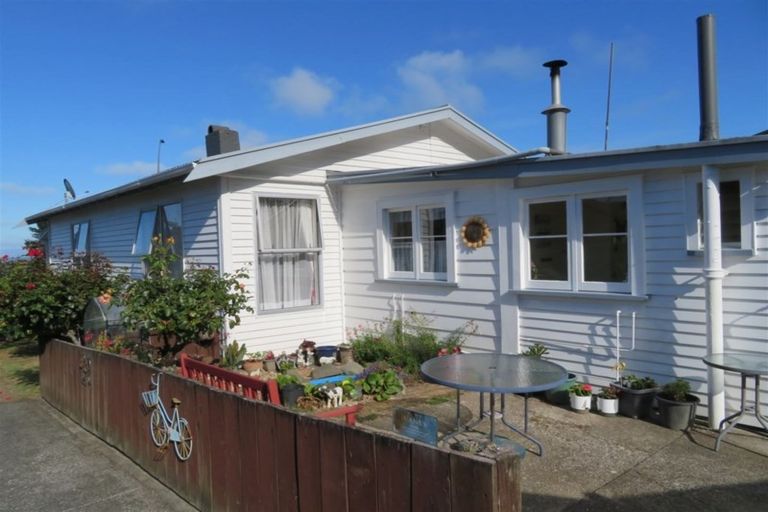 Photo of property in 518 Thames Coast Sh25 Road, Te Puru, Thames, 3575