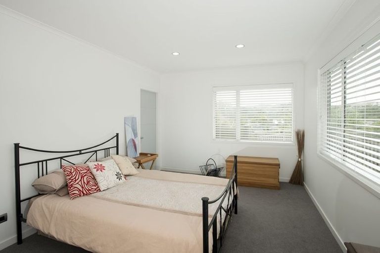 Photo of property in 38 Hawtrey Terrace, Churton Park, Wellington, 6037