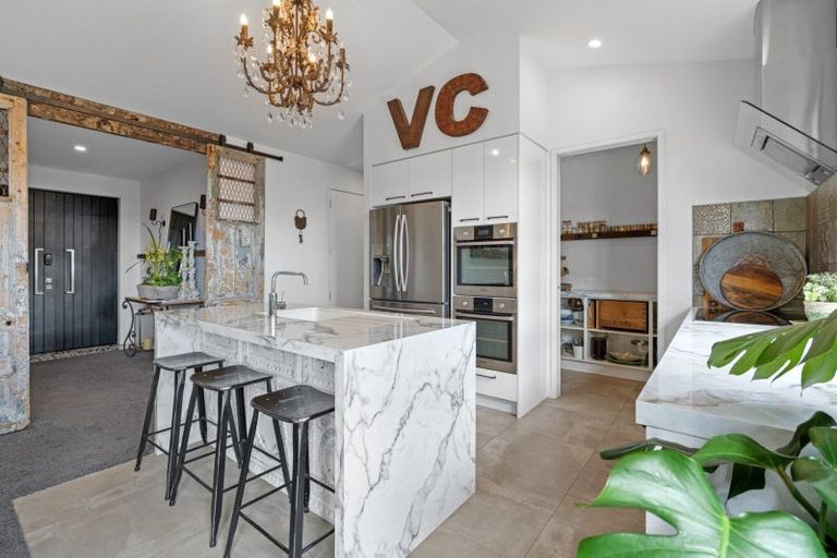 Photo of property in 6 Charlotte Drive, Omokoroa, 3114