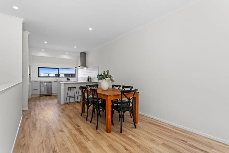 Photo of property in 15 Roundel Crescent, Whenuapai, Auckland, 0618