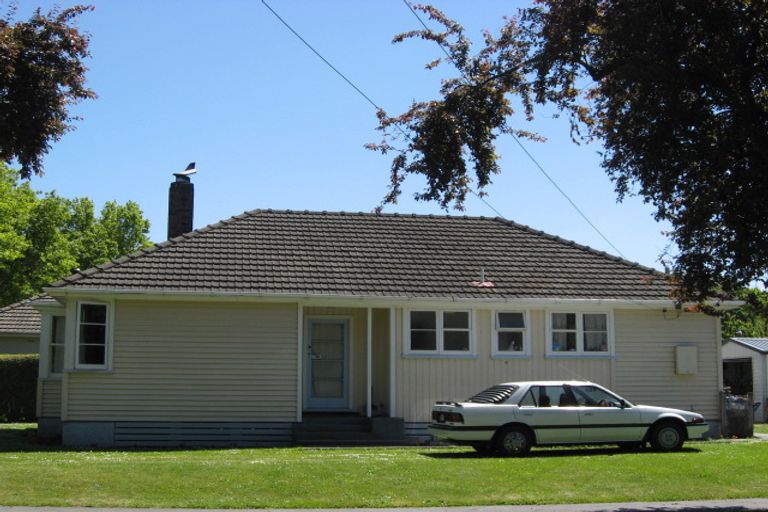 Photo of property in 44 Attlee Crescent, Bryndwr, Christchurch, 8053