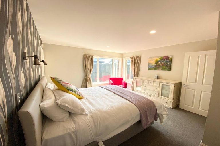 Photo of property in 25 Jane Deans Close, Riccarton, Christchurch, 8011