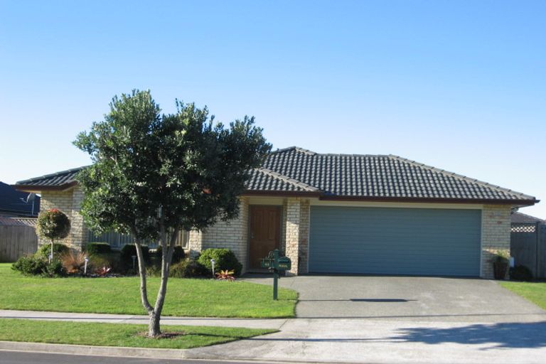 Photo of property in 43 Blackwood Drive, Wattle Downs, Auckland, 2103