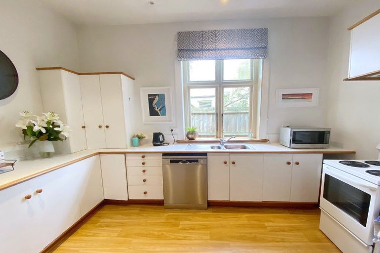 Photo of property in 98 Leinster Road, Merivale, Christchurch, 8014