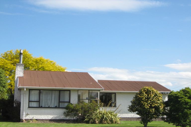 Photo of property in 94 Prestons Road, Redwood, Christchurch, 8051