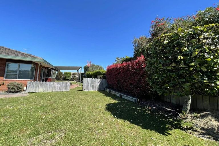 Photo of property in 3 Princeton Parade, Albany, Auckland, 0632