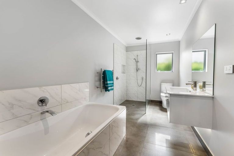 Photo of property in 8 Canmore Street, Pokeno, 2402