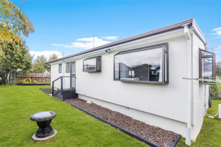 Photo of property in 1a Ross Street, Onerahi, Whangarei, 0110