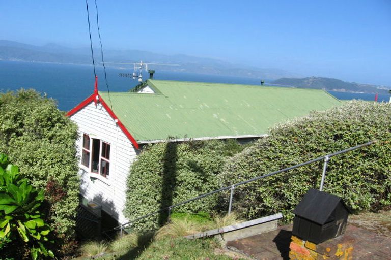 Photo of property in 7a Ravi Street, Khandallah, Wellington, 6035