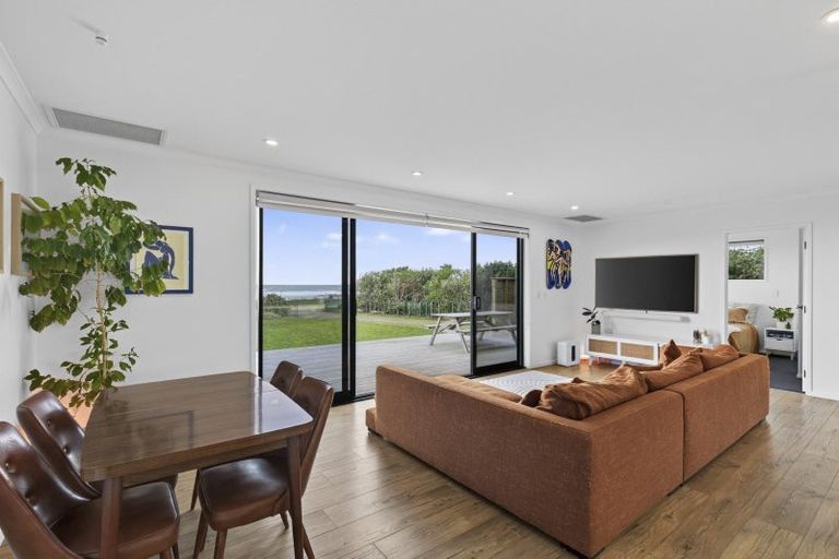 Photo of property in 428 Coast Road, Warea, New Plymouth, 4381