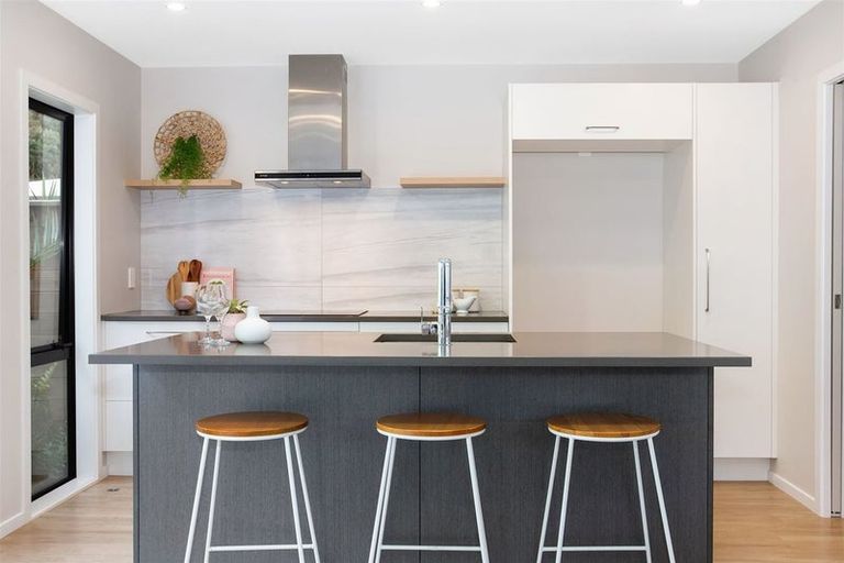 Photo of property in 49 Banks Boulevard, Whitby, Porirua, 5024