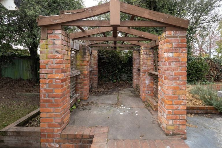 Photo of property in 1 Oak Grove, Ashburton, 7700