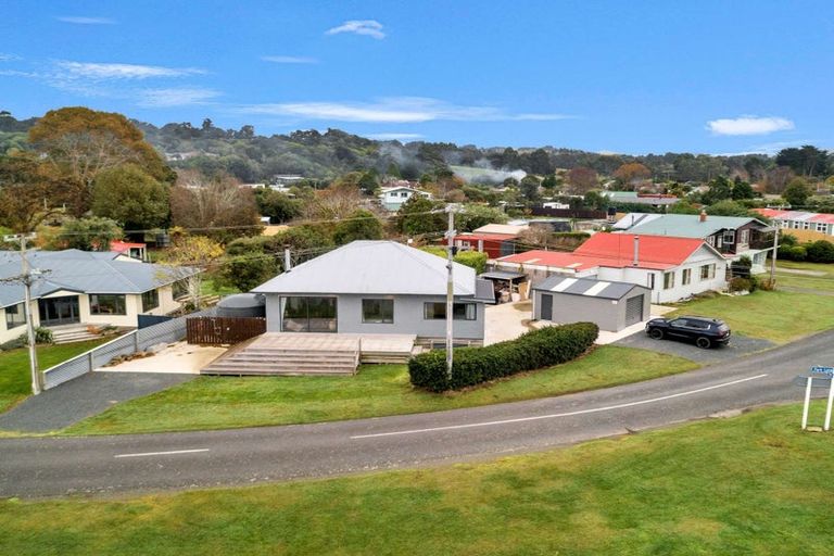 Photo of property in 358 Pounawea Road, Owaka, 9585