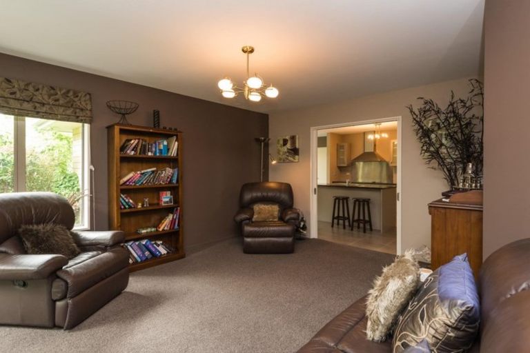 Photo of property in 8 East Ellington Drive, Mairehau, Christchurch, 8052