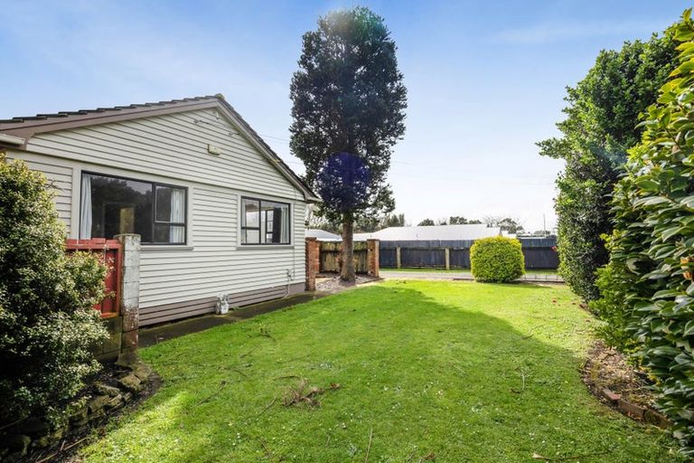 Photo of property in 96 Fairfield Road, Hawera, 4610