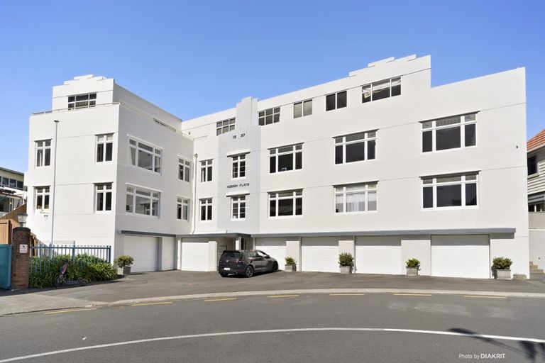 Photo of property in Hobson Flats, 5/1 Hobson Street, Pipitea, Wellington, 6011