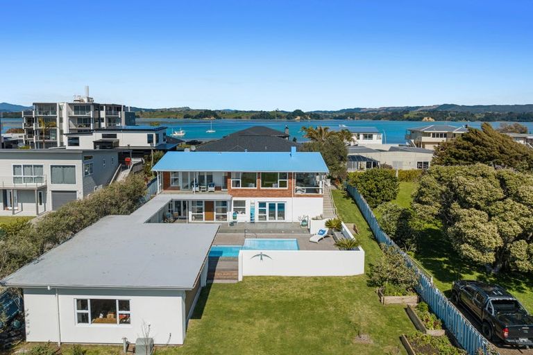 Photo of property in 352 Ocean Road, Ohope, 3121