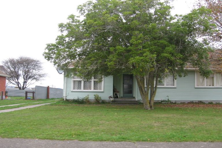 Photo of property in 52 Ellesmere Crescent, Highbury, Palmerston North, 4412