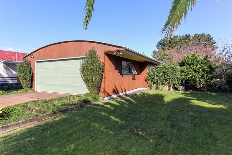 Photo of property in 26 Carthew Street, Okato, 4335