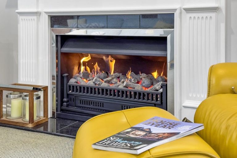 Photo of property in 61 Newhaven Terrace, Mairangi Bay, Auckland, 0630