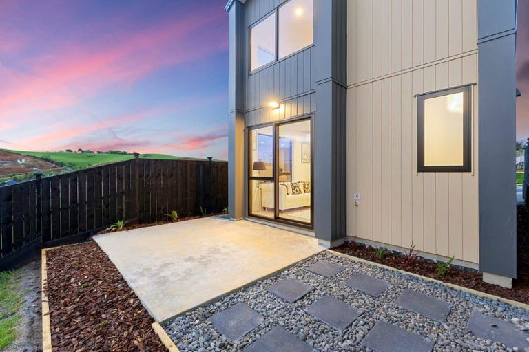 Photo of property in 17 Aituaa Road, Pukekohe, 2120