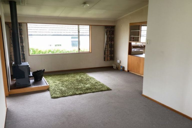 Photo of property in 16 Lancaster Street, Lawrence, 9532