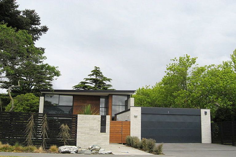 Photo of property in 18 Wai-iti Terrace, Burnside, Christchurch, 8053