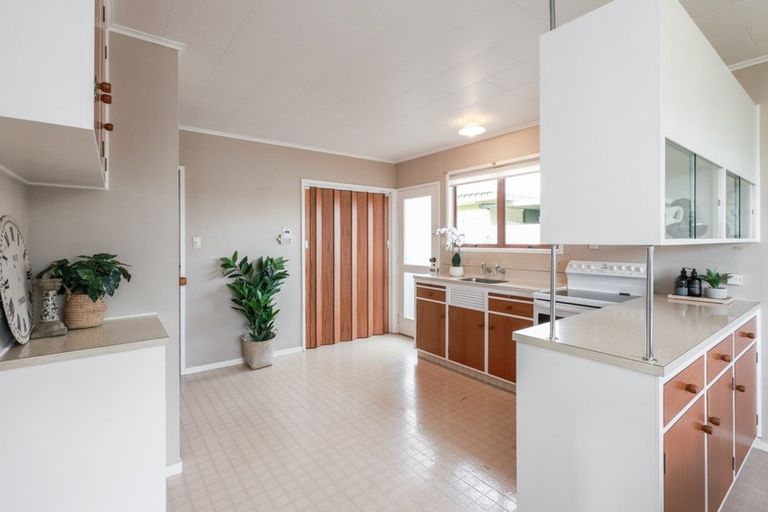 Photo of property in 1/211 Ikanui Road, Frimley, Hastings, 4120