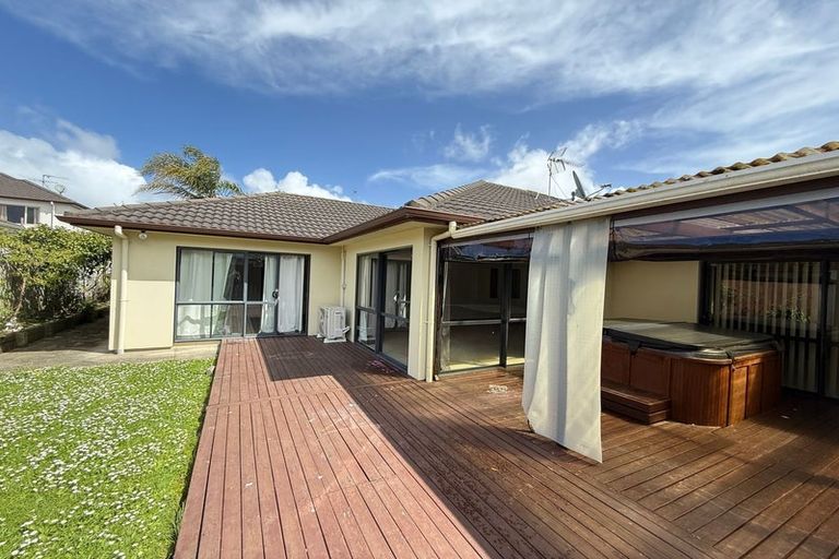 Photo of property in 311 Chapel Road, Flat Bush, Auckland, 2016