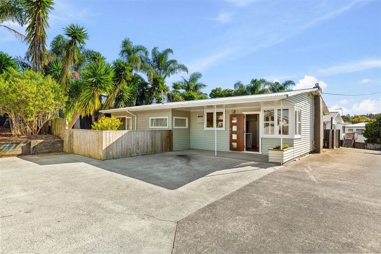 Photo of property in 1/36a Tomo Street, New Lynn, Auckland, 0600