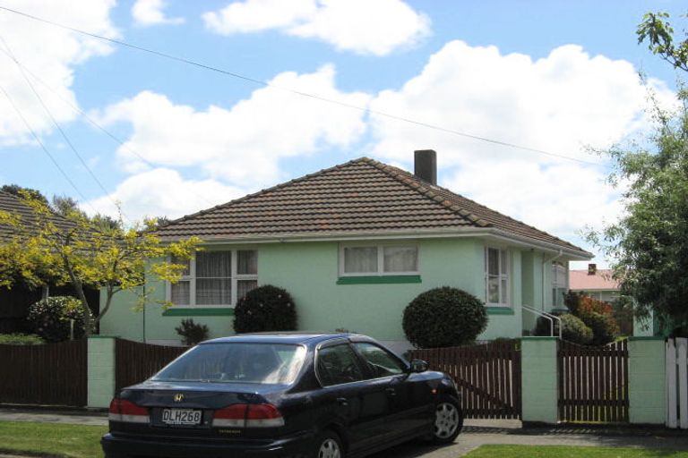 Photo of property in 73 Appleby Crescent, Burnside, Christchurch, 8053