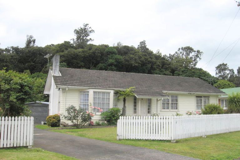 Photo of property in 23 Rosehill Drive, Rosehill, Papakura, 2113