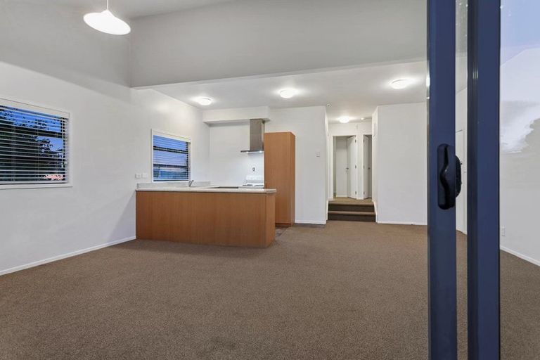 Photo of property in 420/18 Sunnyhaven Avenue, Beach Haven, Auckland, 0626